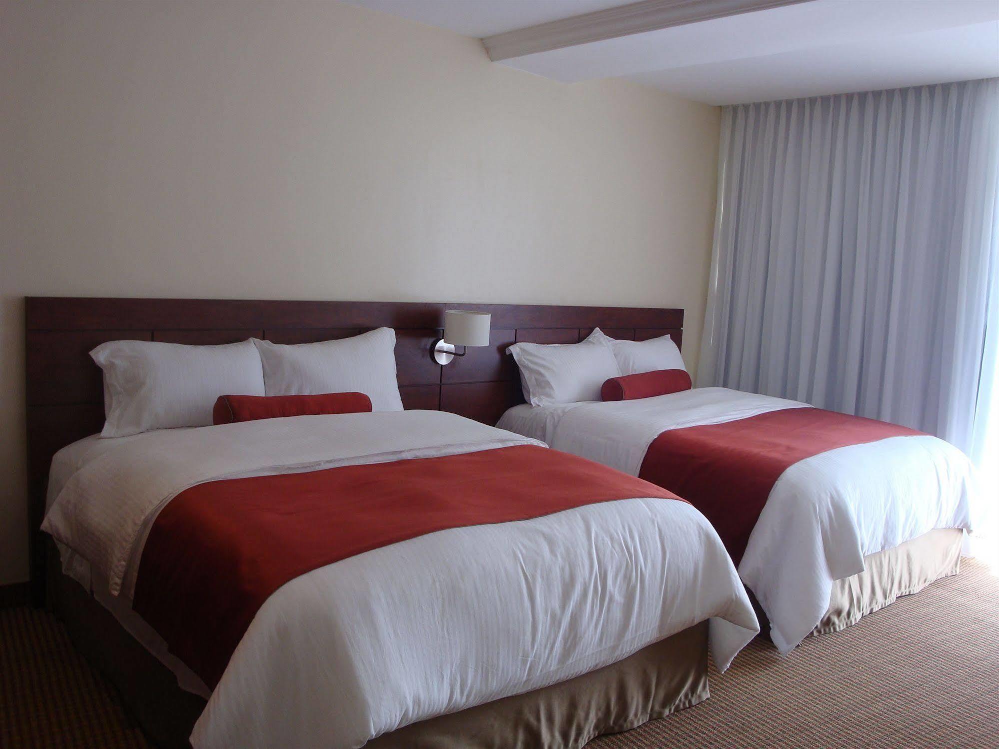 Continental Altamira Hotel การากัส ภายนอก รูปภาพ