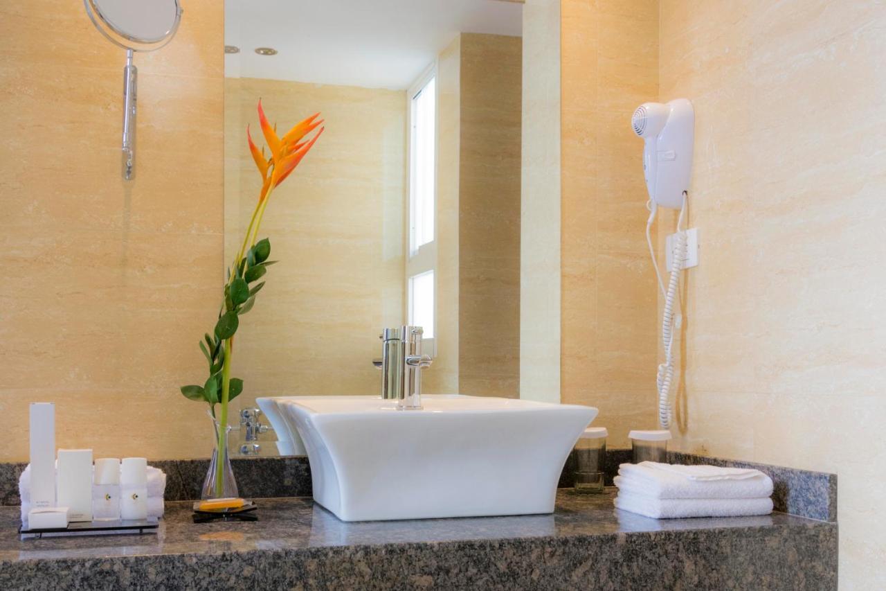 Continental Altamira Hotel การากัส ภายนอก รูปภาพ
